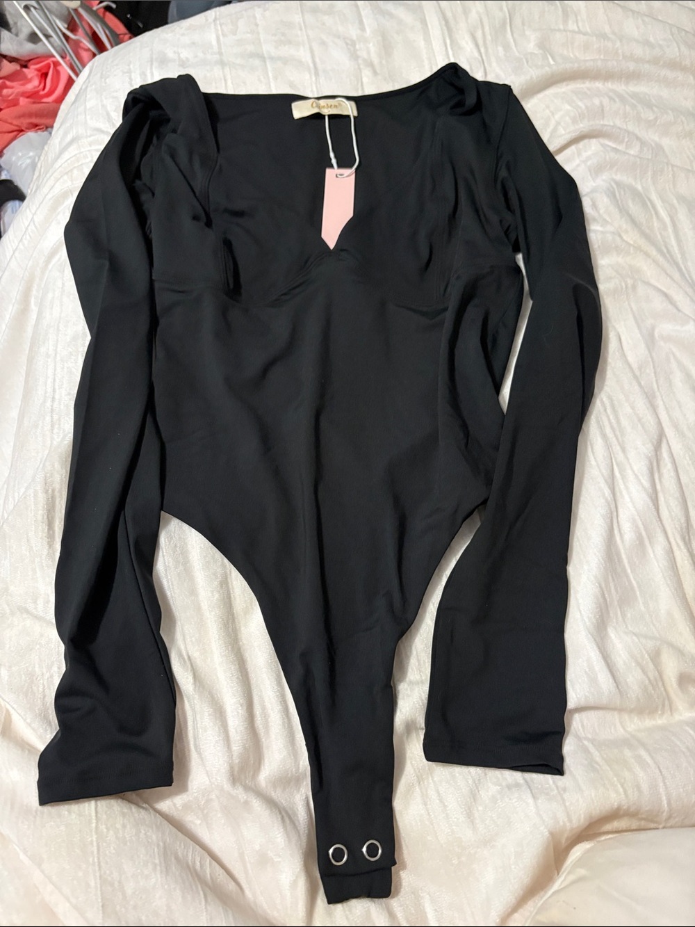Black Long-Sleeve V-Neck Bodysuit - Womens